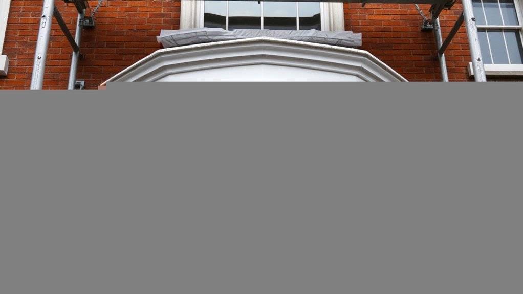 Bay Windows Archway